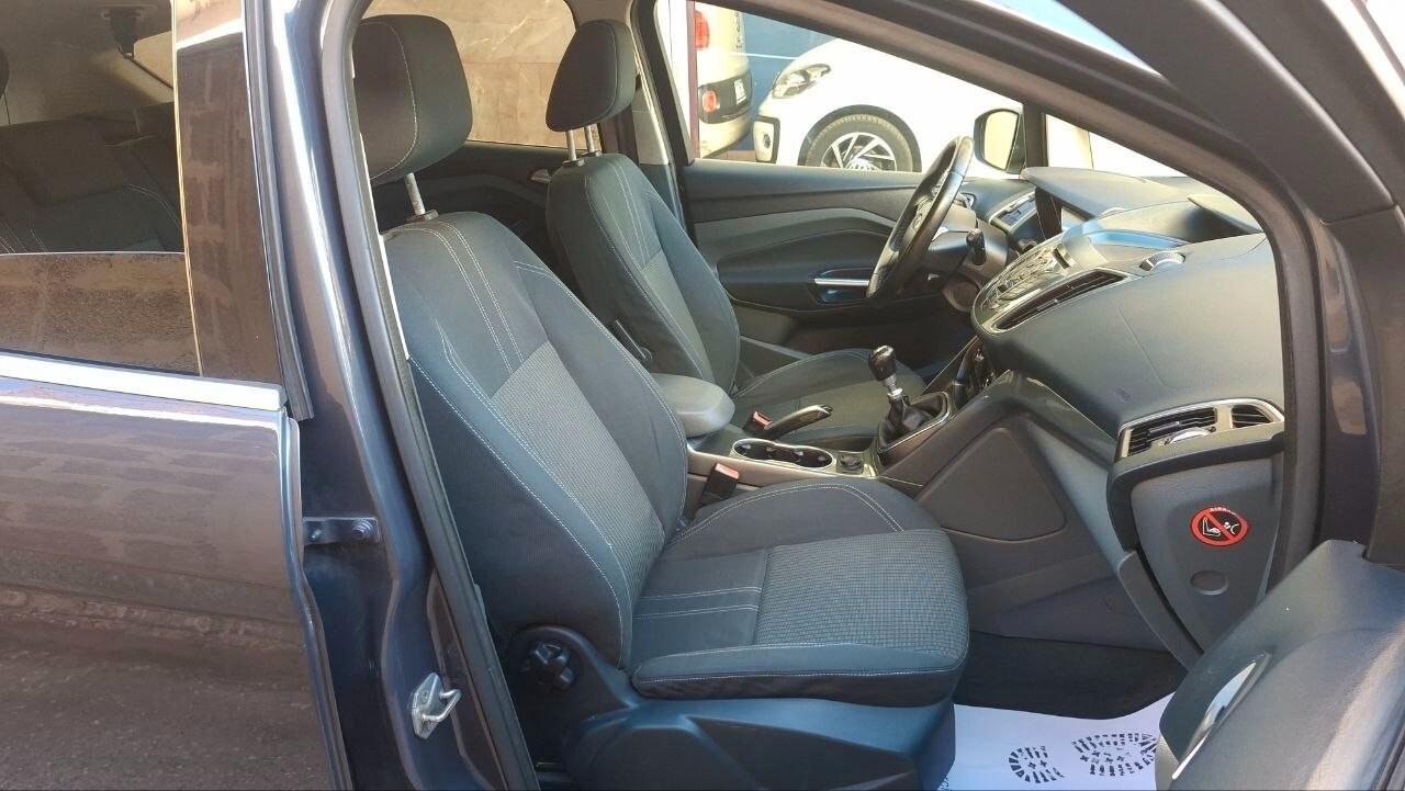 FORD C-MAX 1.6 – FINE 2012 – UNICO PROPRIETARIO – 176.000 KM – 6.700 €