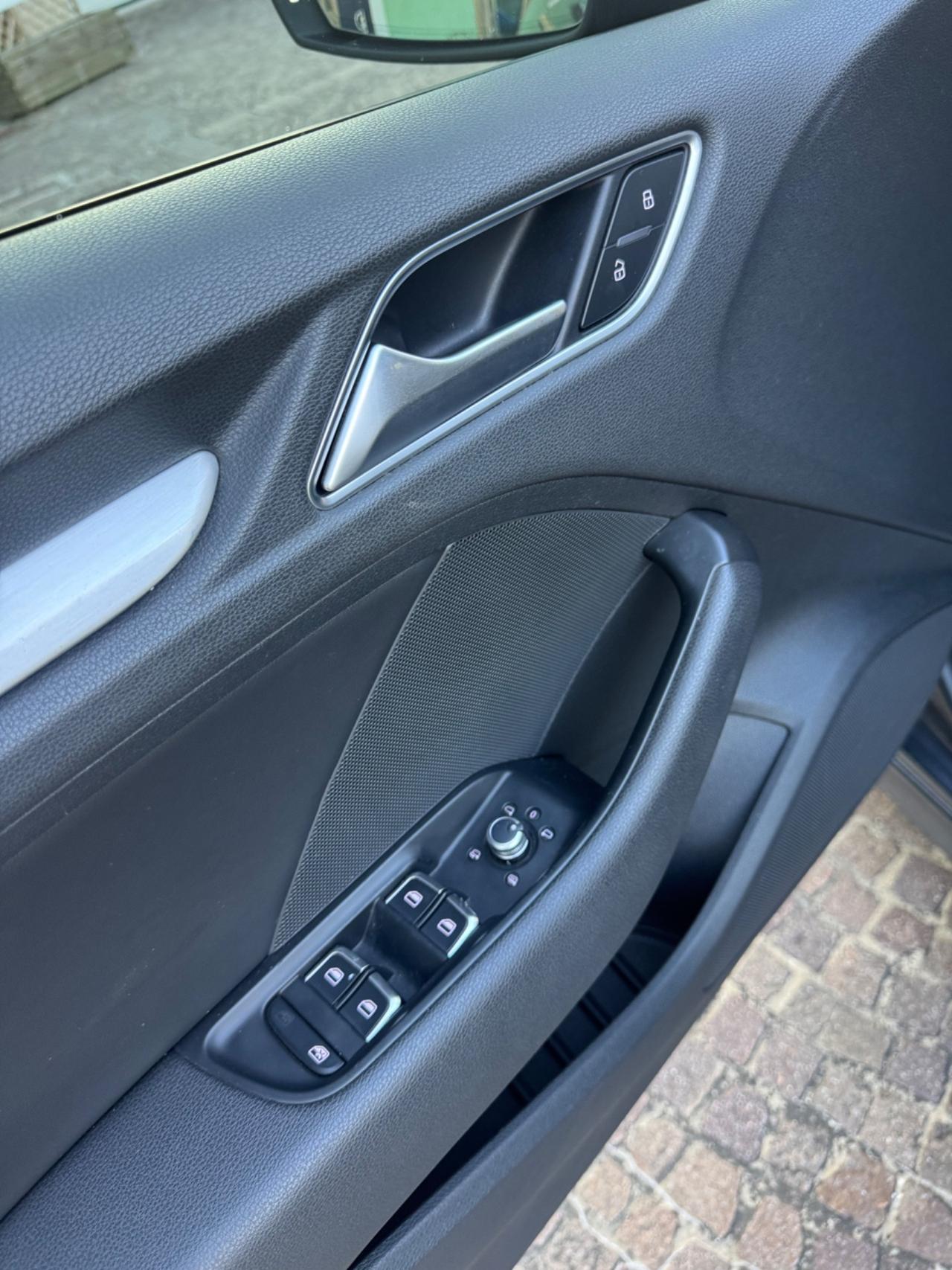 Audi A3 2.0 TDI 184CV quattro Stronic Sline