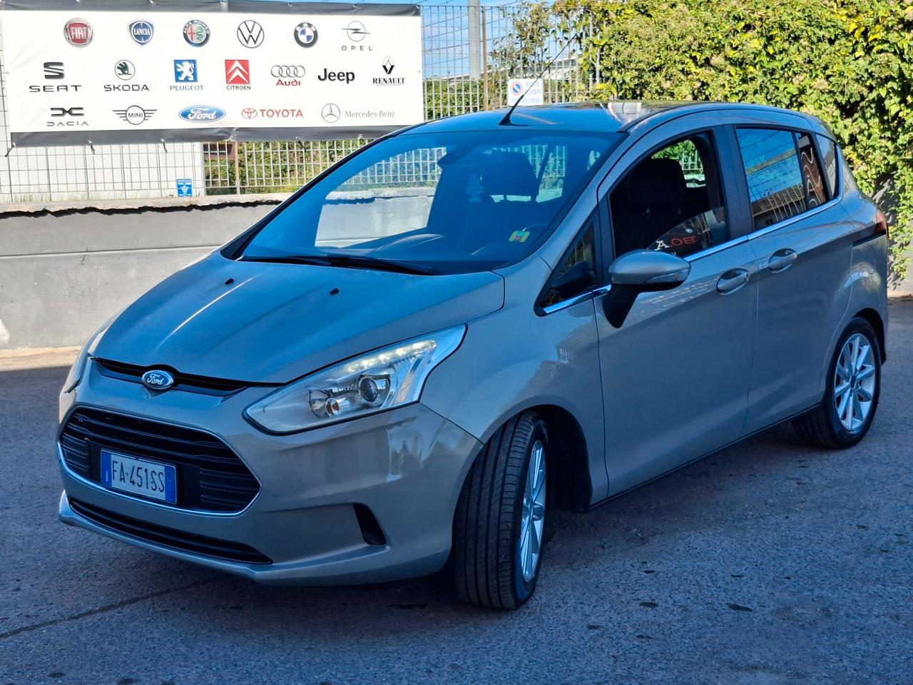 Ford B-Max 1.4 90 CV GPL Business Titanium X