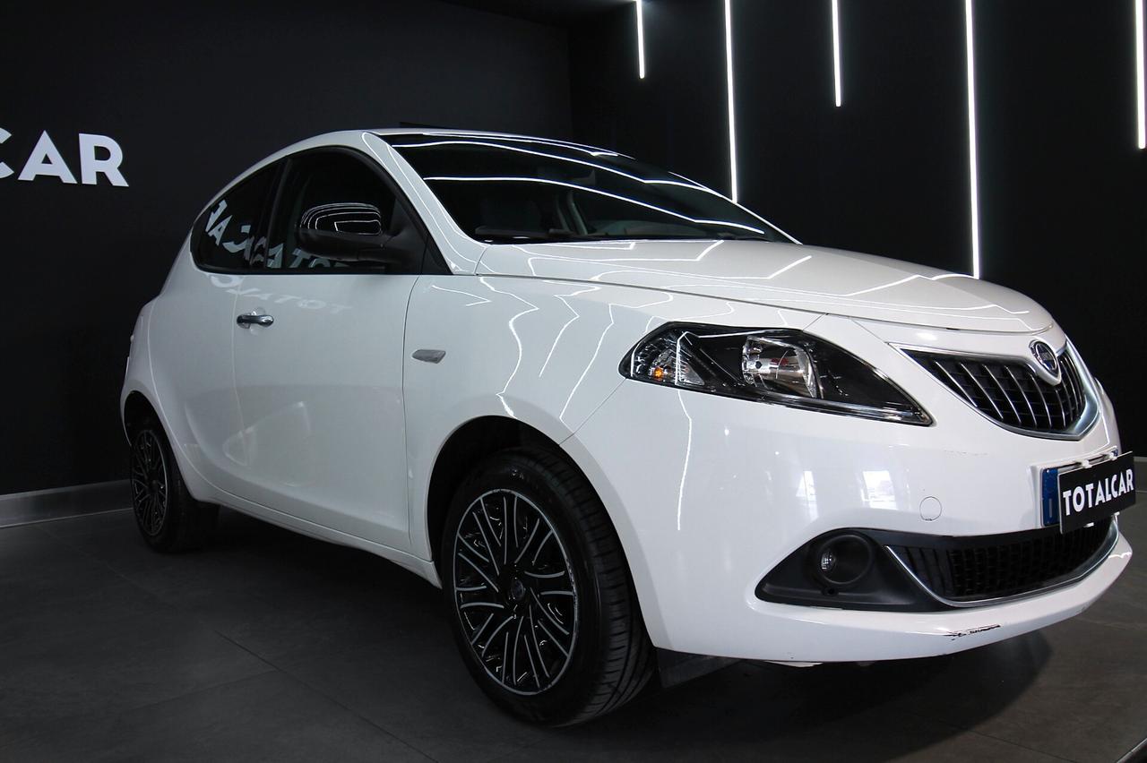 LANCIA YPSILON 1.0 70 CV HYBRID GOLD