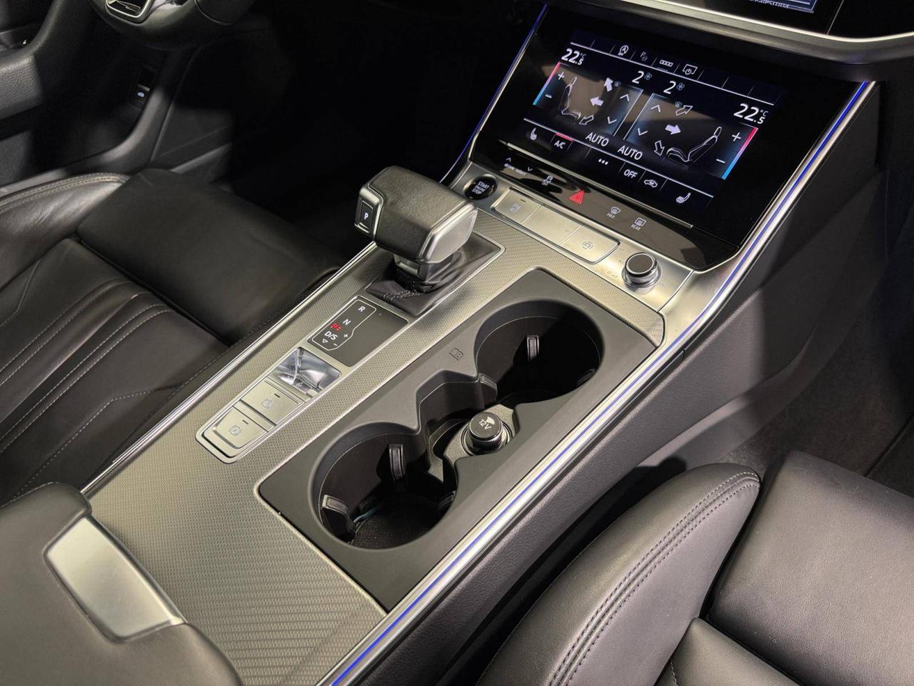 Audi A6 Berlina 40 2.0 tdi mhev Business Sport Quattro