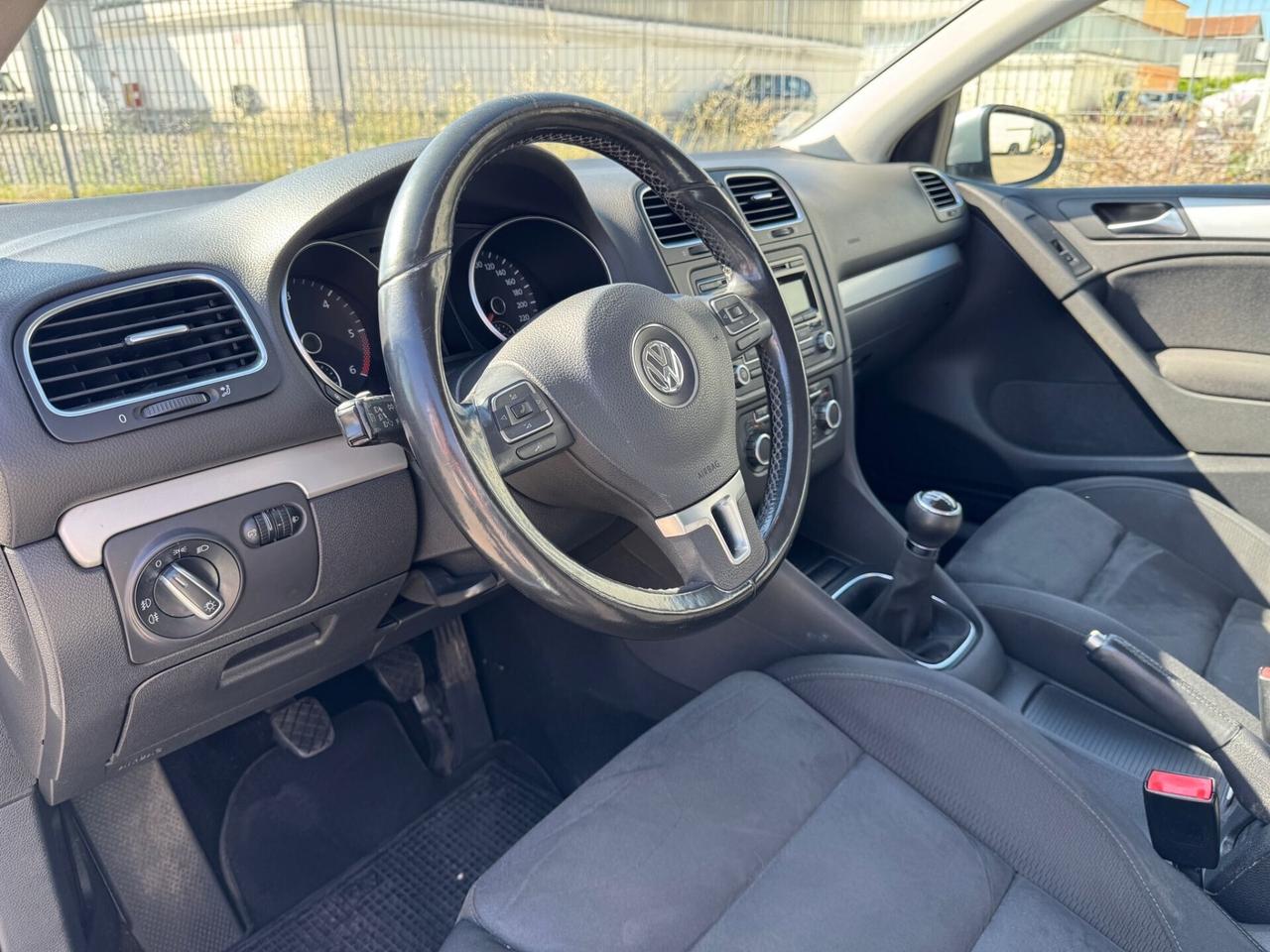 Volkswagen Golf 1.6 TDI DPF 5p. Highline