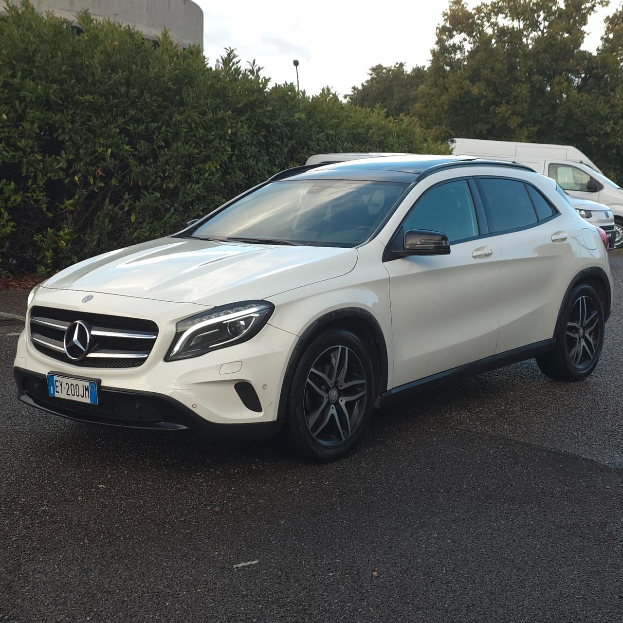 *Mercedes-benz*GLA*220*CDI*4Matic*PREMIUM*AUTOMATICA*EURO6*PERMUTE*FINANZIAMENTO**