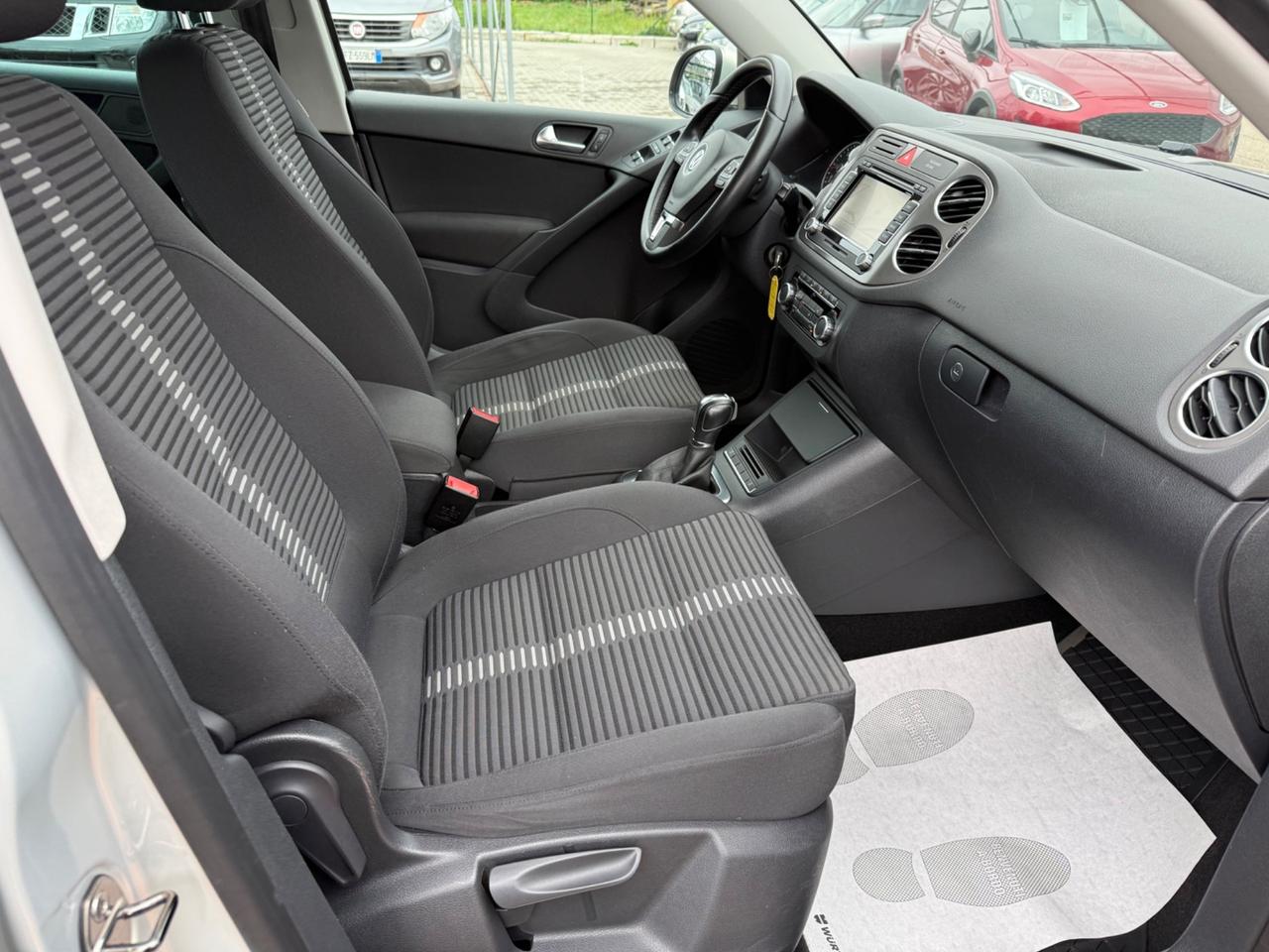 Volkswagen Tiguan 2.0 TDI DPF 4MOTION DSG Sport & Style