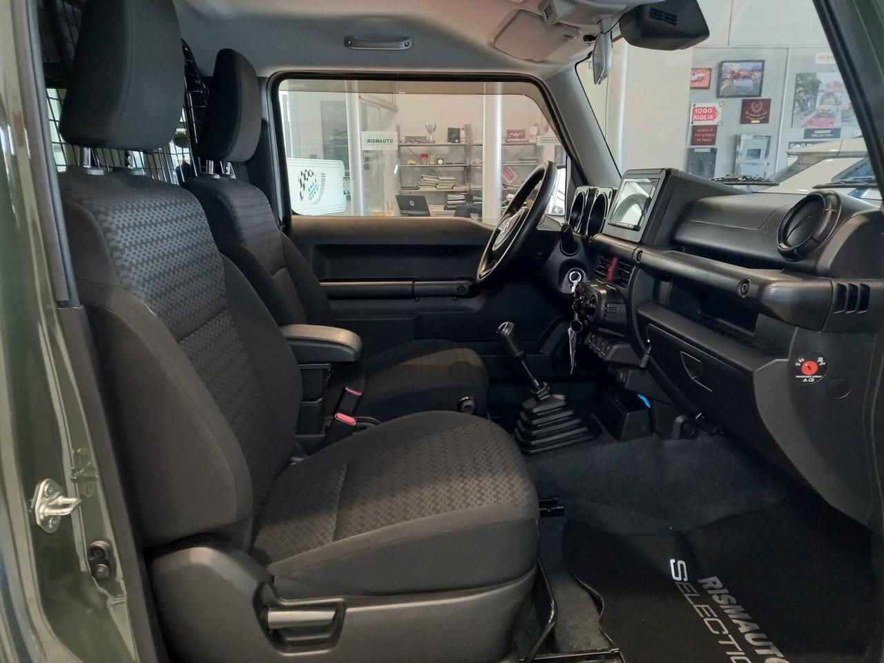 Suzuki Jimny 1.5 5MT PRO (N1)