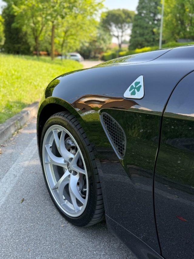 ALFA ROMEO Giulia 2.9 V6 Bi-Turbo AT8 Quadrifoglio