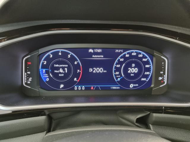 VOLKSWAGEN T-Roc 1.5 TSI ACT DSG R-Line