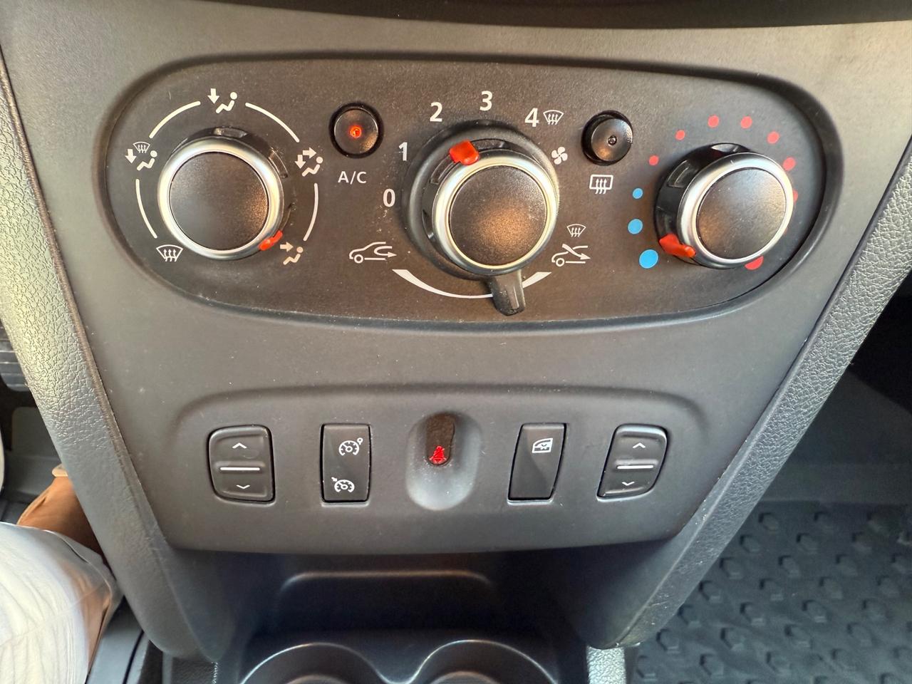 Dacia Sandero 0.9 TCe 12V T-GPL 90CV S&S Serie Spec. Brave