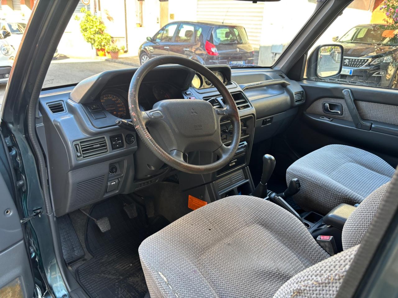Mitsubishi Pajero 2.5 TDI Metal-top S. Select GLS