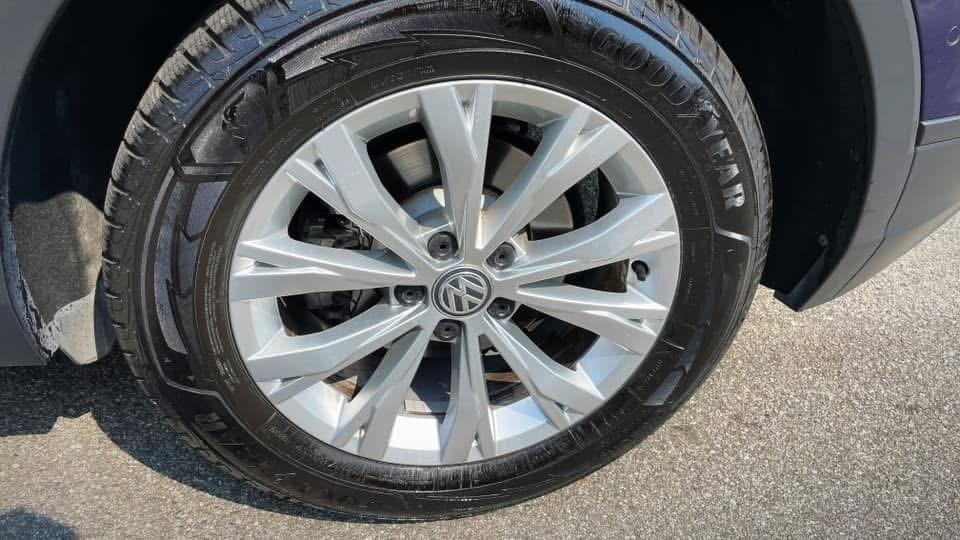 Volkswagen Tiguan 1.6 TDI Business Sport - 2017