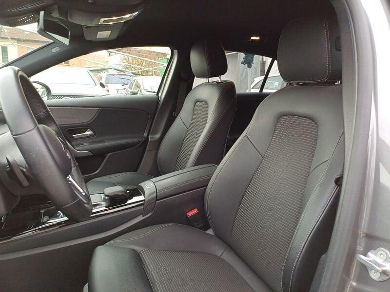 Mercedes-Benz Classe A A 180 d Automatic Sport Night Edition Plus