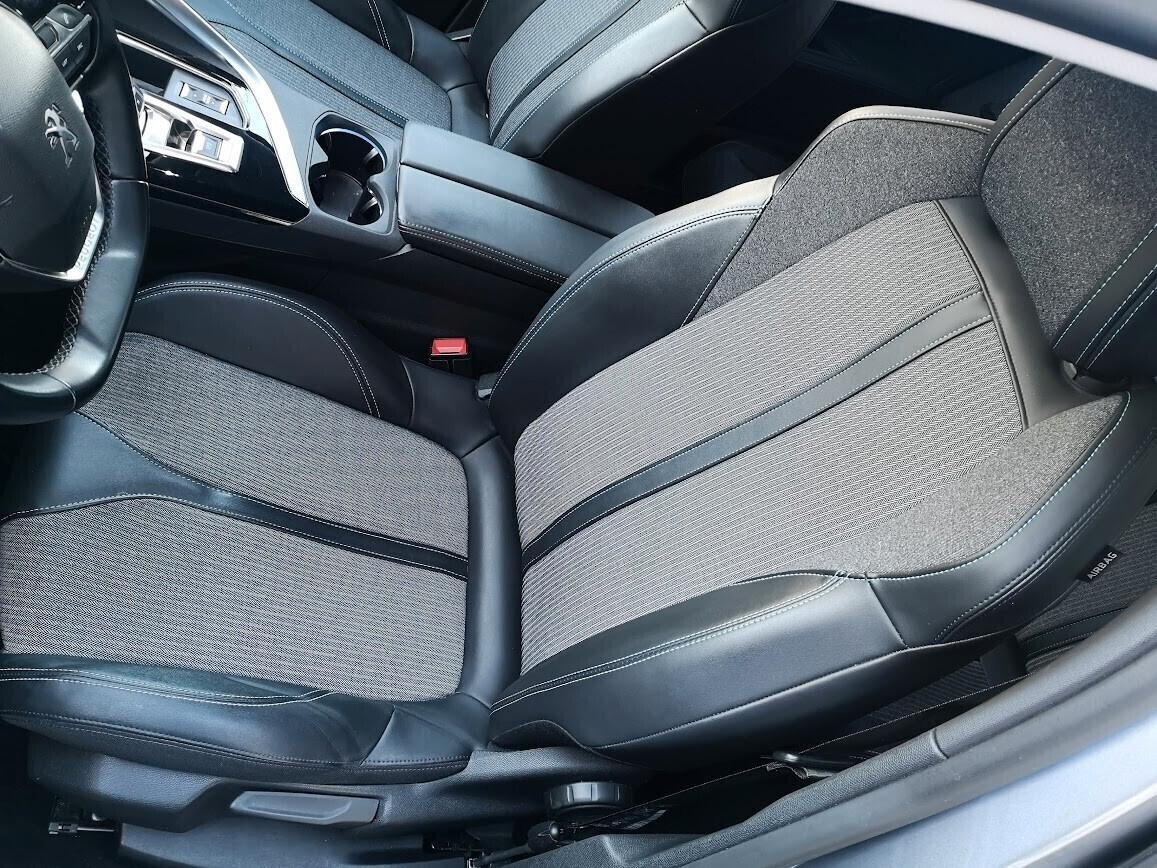 Peugeot 3008 BlueHDi 130 S&S EAT8 Allure Pack AUTOMATIC