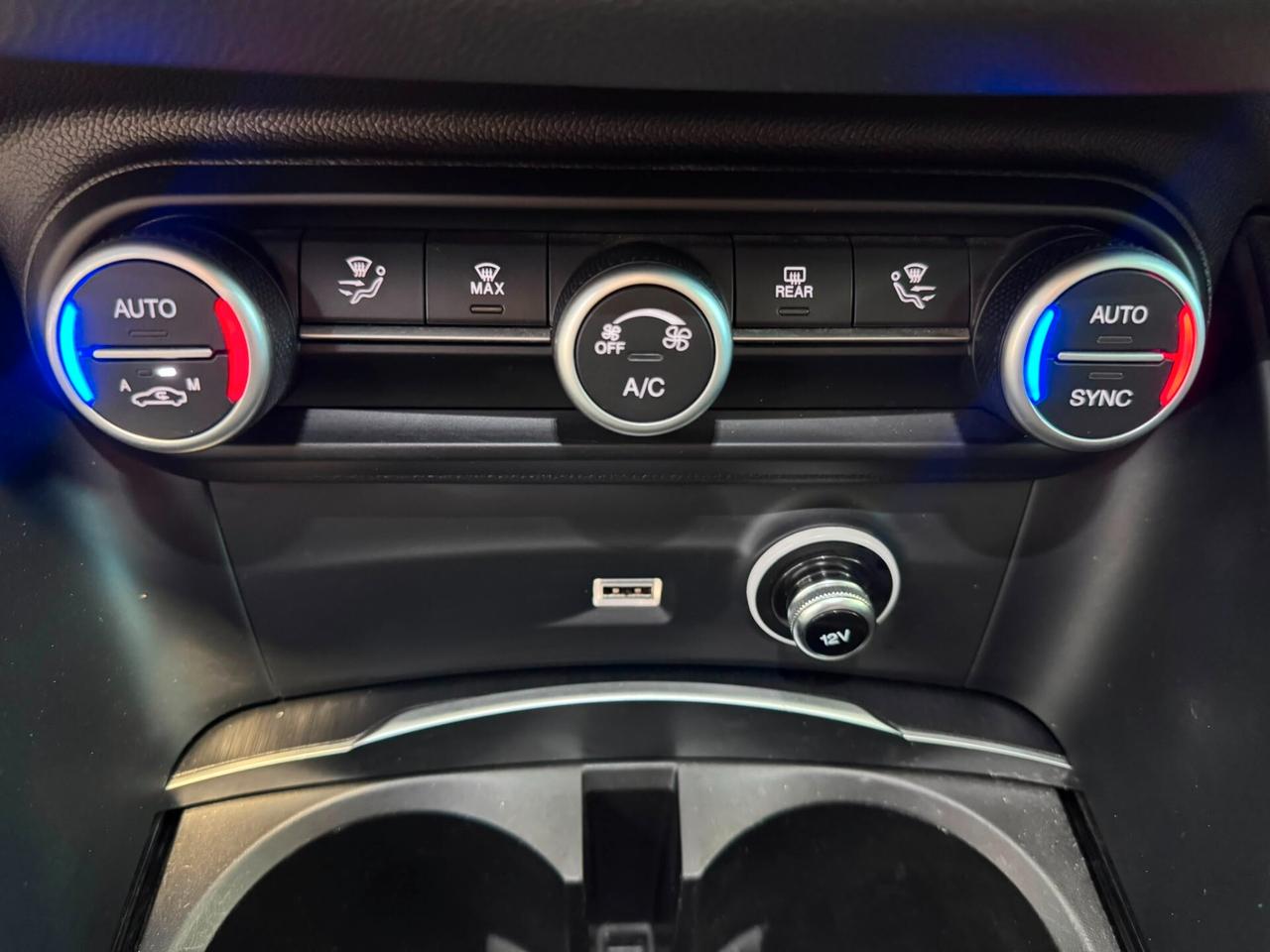 Alfa Romeo Stelvio 2.2 Turbodiesel 190 CV AT8 Q4 Business