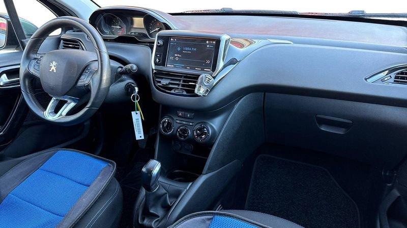 Peugeot 208 I 2015 5 Porte 1.2 PureTech 82cv Signature S&S