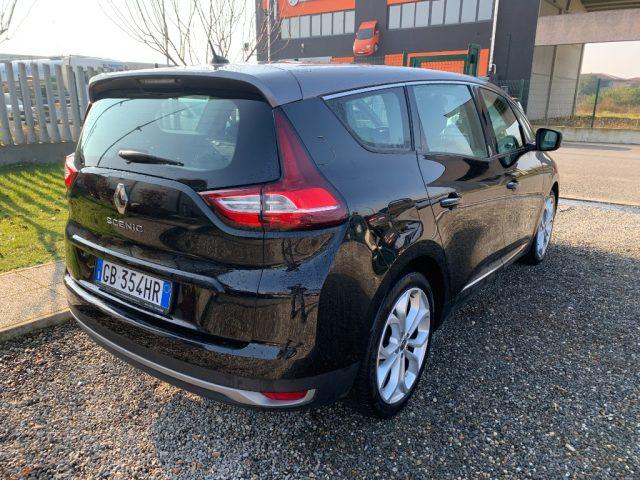 RENAULT Grand Scenic Blue dCi 120 CV Initiale Paris