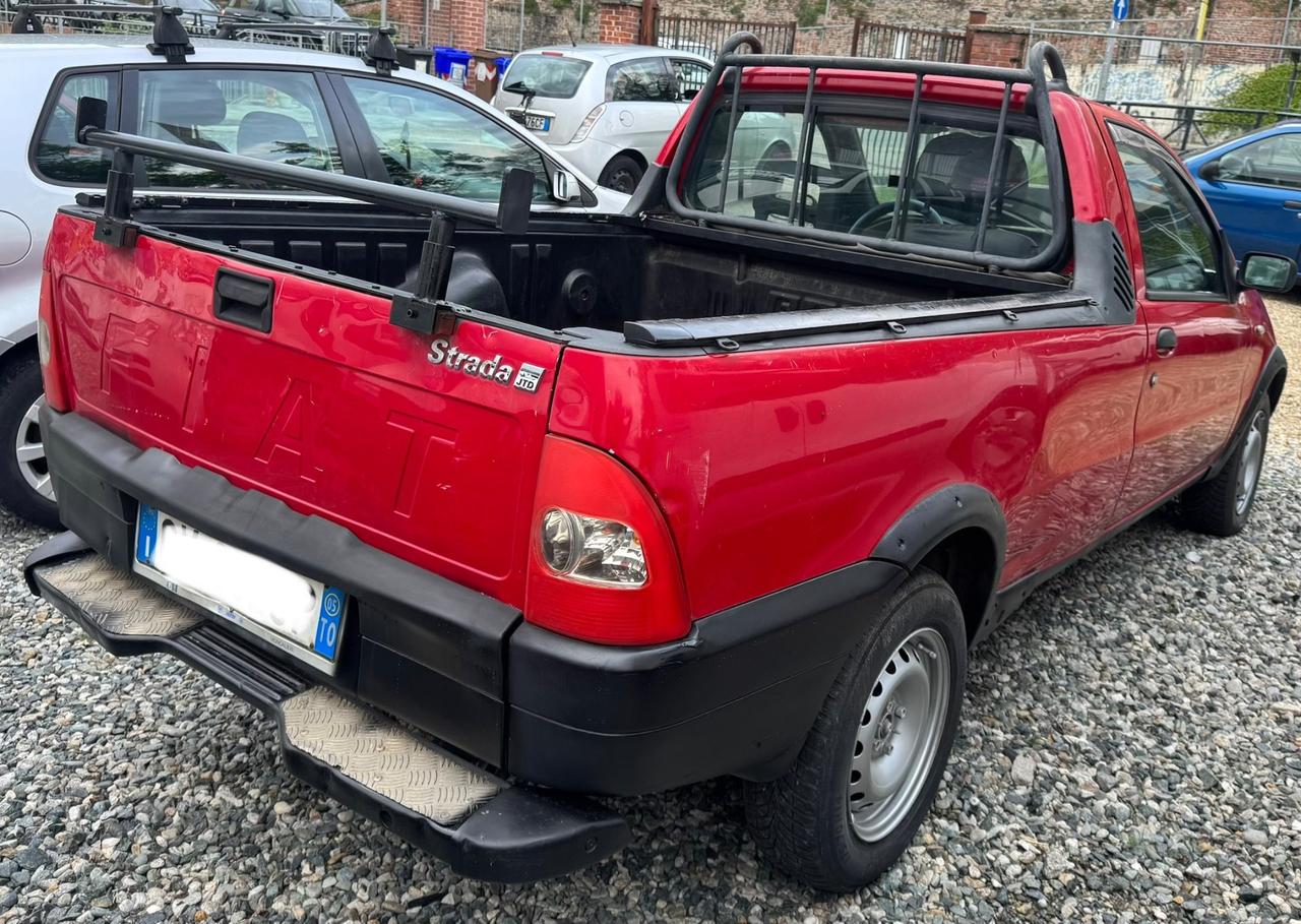 Fiat Strada 1.9 JTD Pick-up