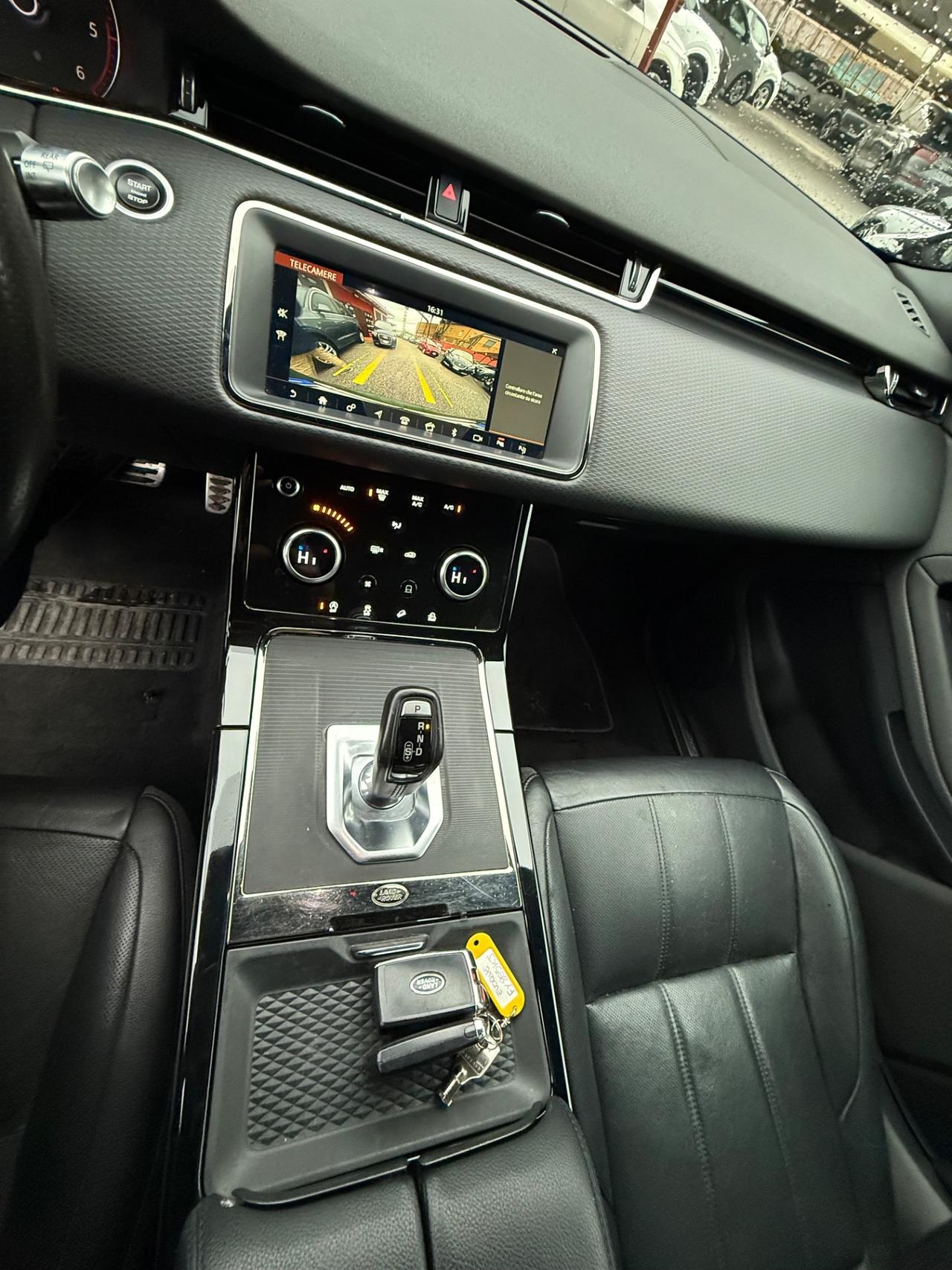 Evoque 2.0D I4-L.Flw 150CV AWD- R-Dynamic HSE-unipro