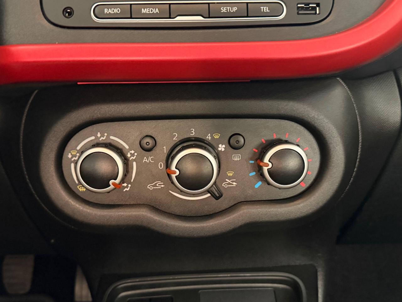 Renault Twingo 1.0 69CV LIMITED LED UNIPRO GARANZIA