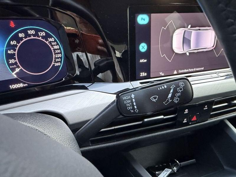 Volkswagen Golf Golf 1.0 tsi evo Life 110cv LED+COCKPIT PREZZO SENZA VINCOLI FINANZIARI !!!!