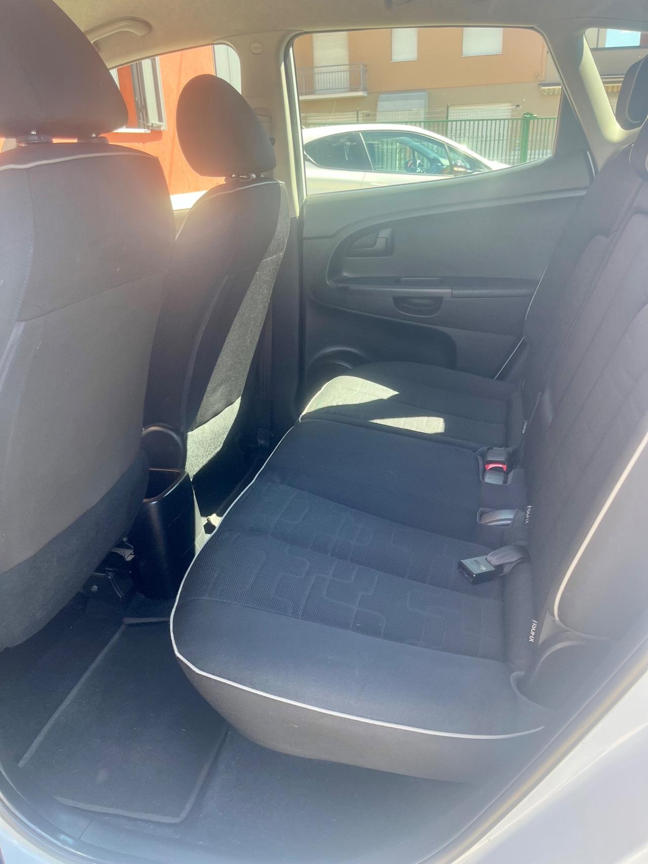 Kia Venga 1.4 CRDi 90CV