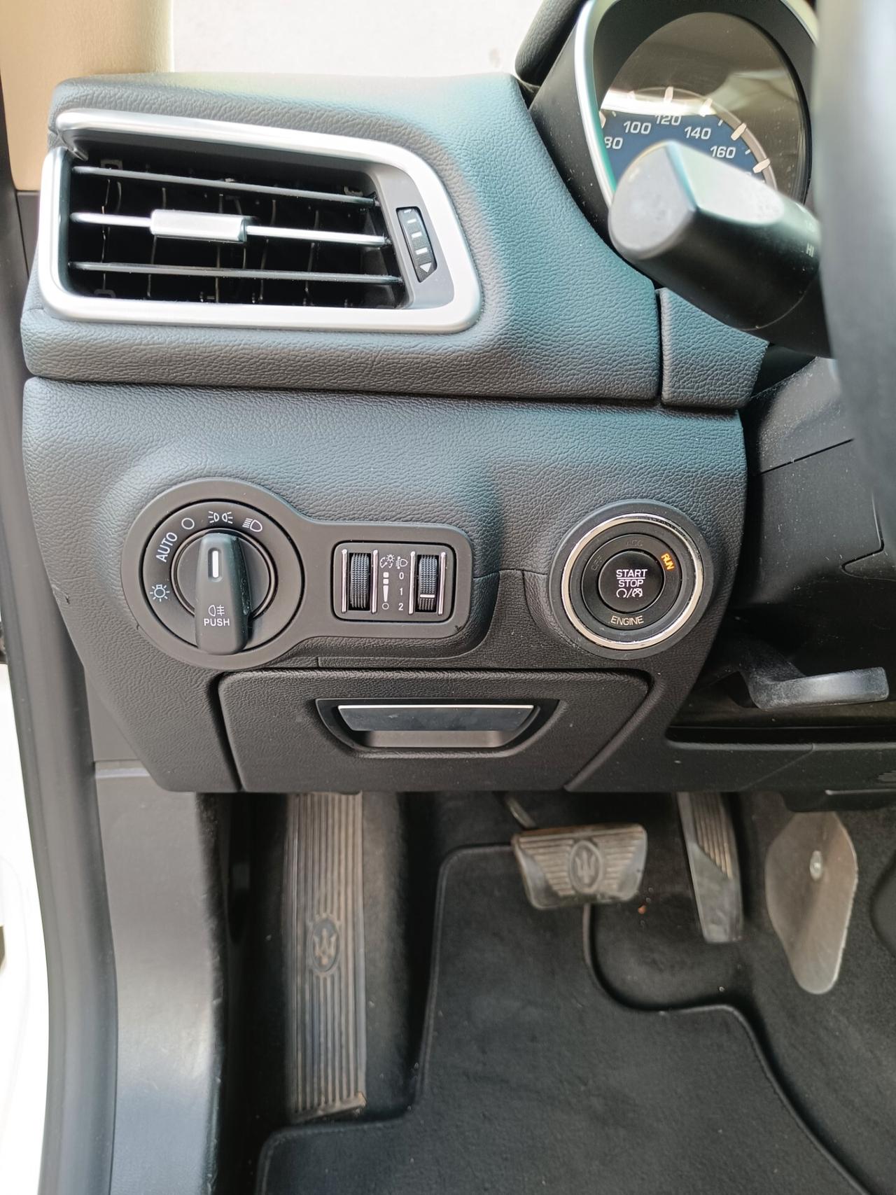 Maserati Ghibli V6 Diesel 250cv