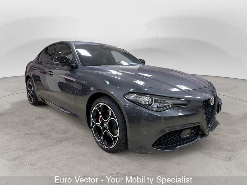 Alfa Romeo Giulia 2.2 Turbodiesel 210 CV AT8 AWD Q4 Veloce