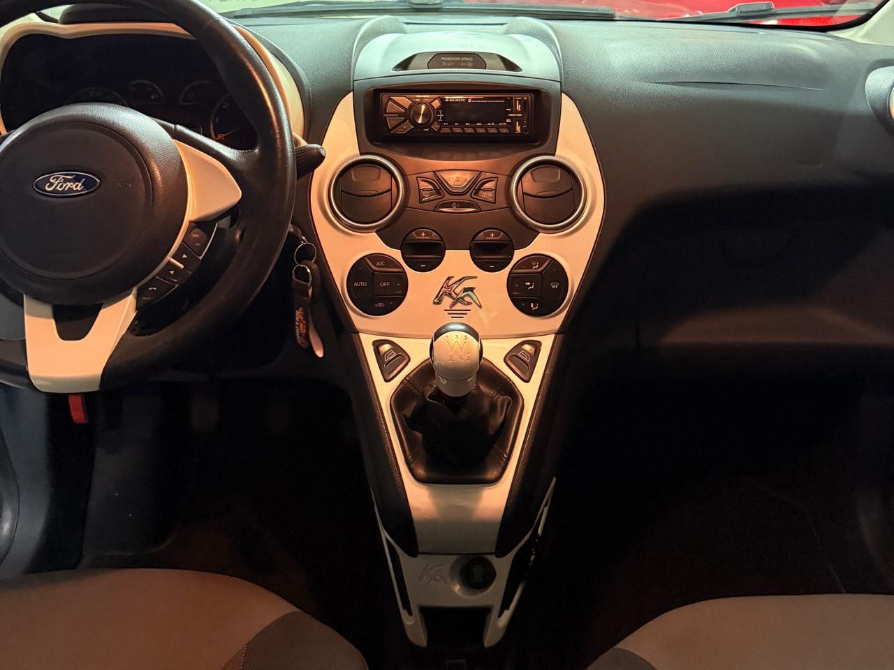 STUPENDA FORD KA CON SOLI 43.580 KM
