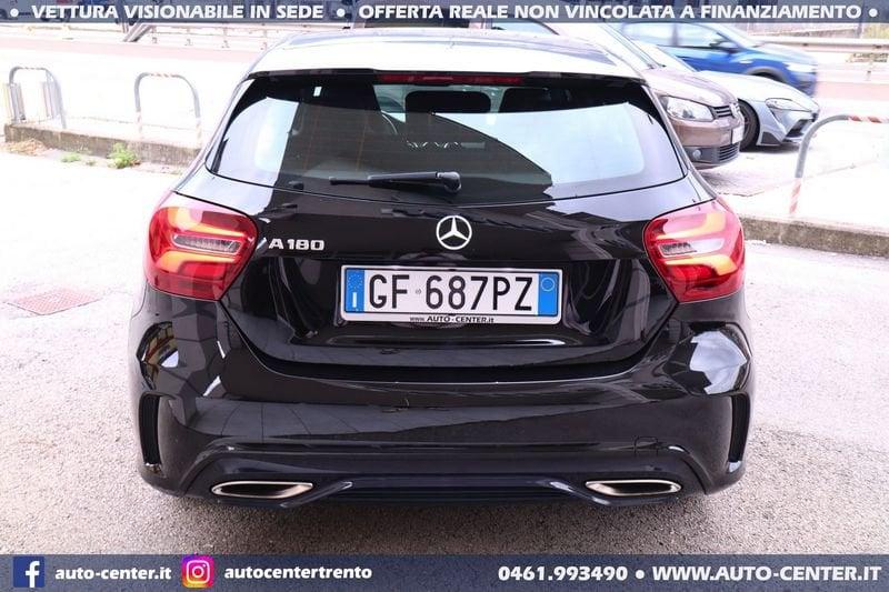 Mercedes-Benz Classe A A 180 AMG Night 1.6 122cv