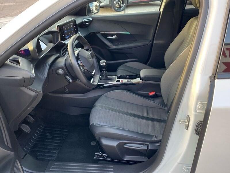 Peugeot 2008 PureTech 100 Allure Pack S/S