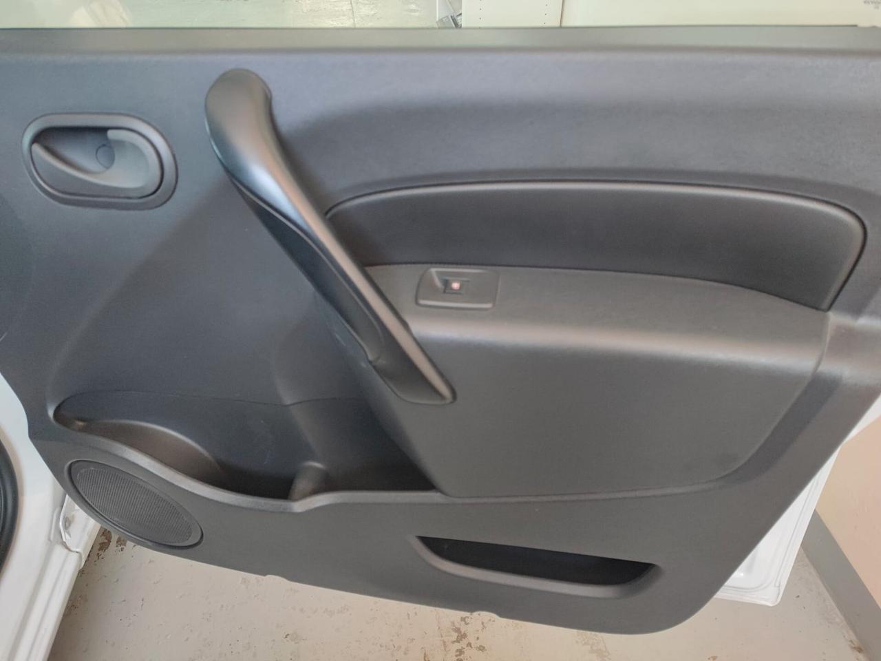 Nissan NV250 1.5 dci 95 cv L1 comfort Van