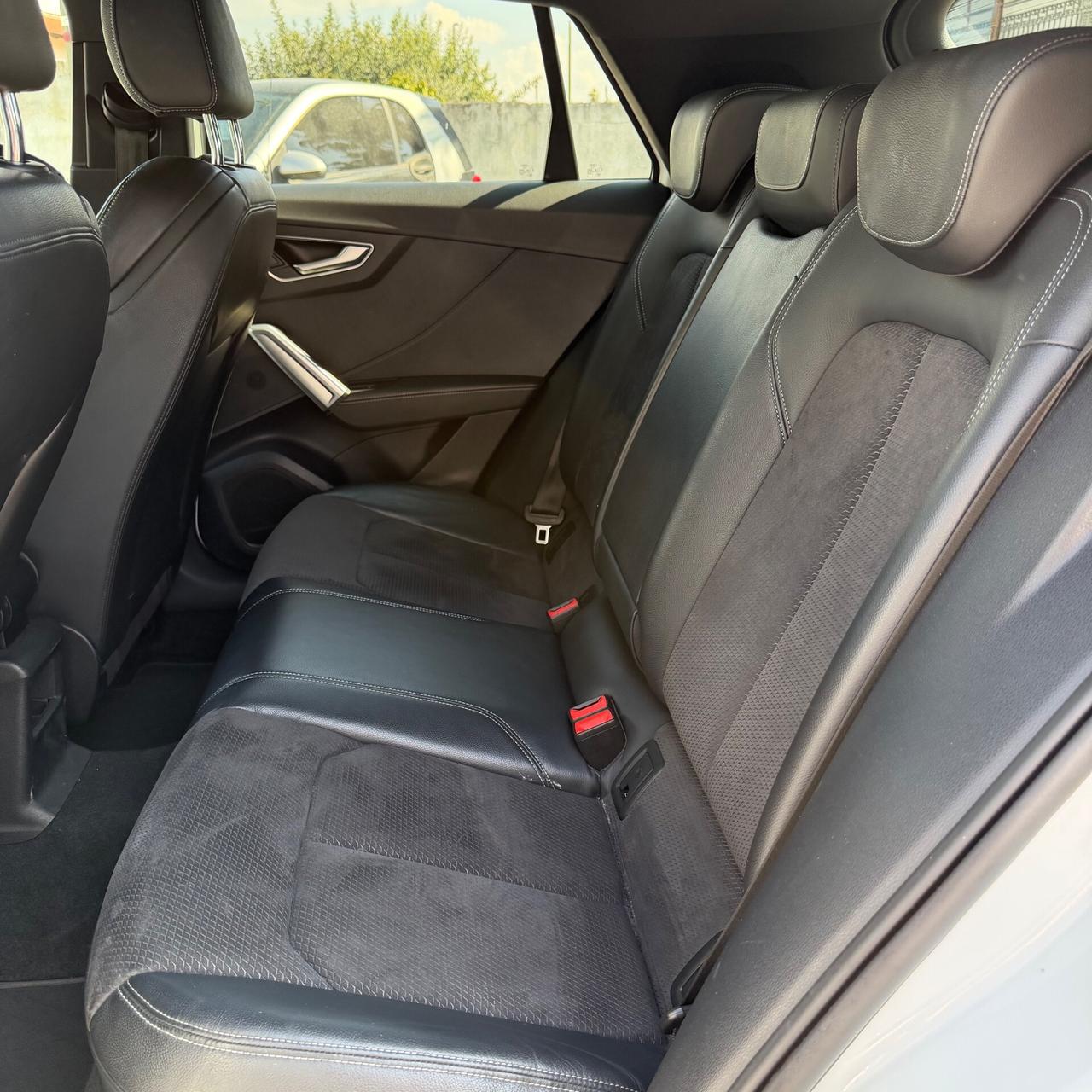 Audi Q2 1.6 TDI S LINE FULL