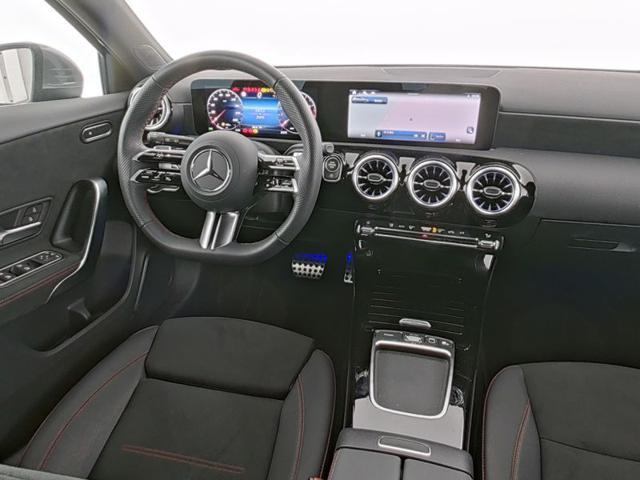 MERCEDES-BENZ A 180 Automatic AMG Line Advanced Plus