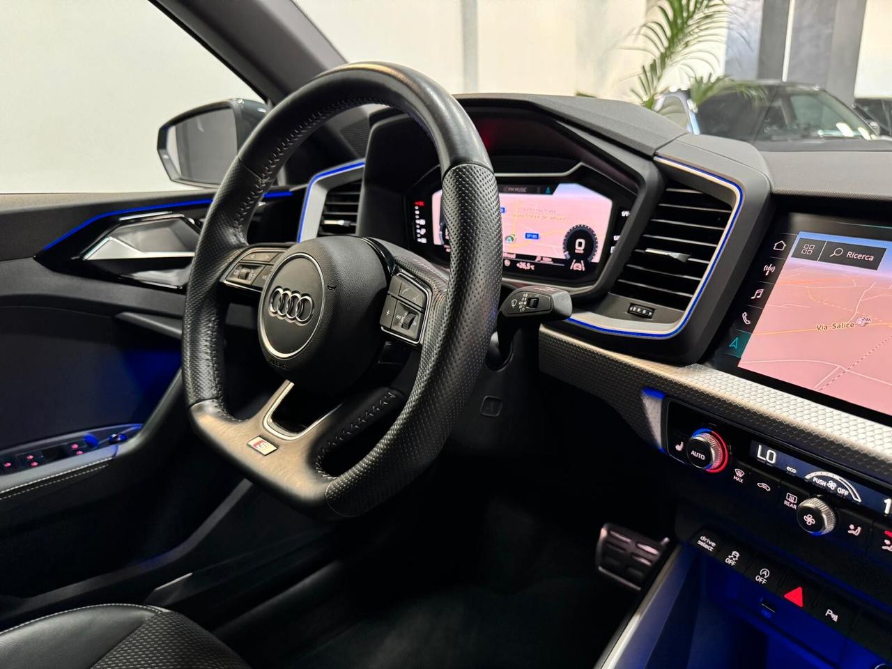 Audi A1 SPB 30 TFSI S tronic line edition