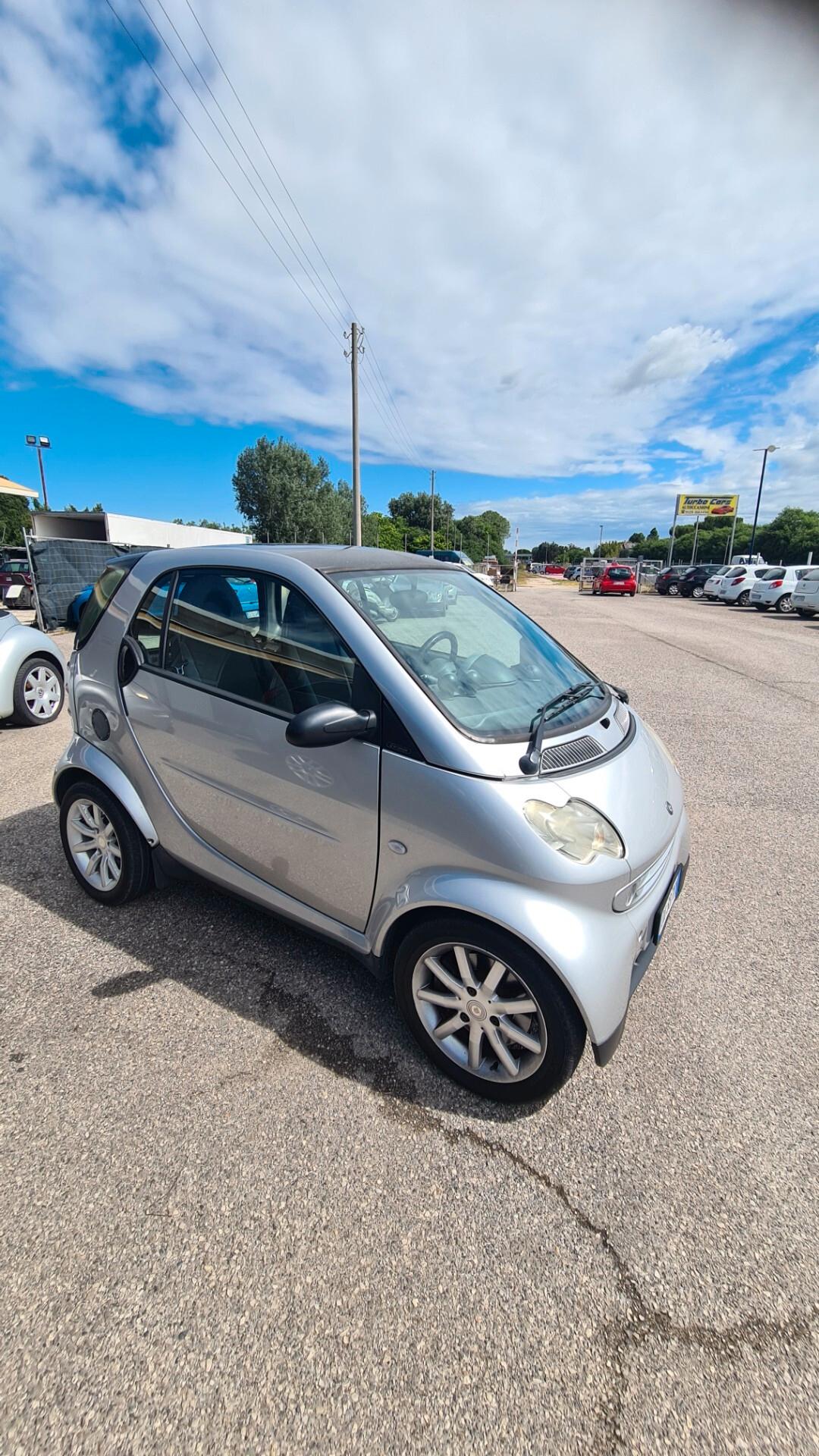 Smart ForTwo 800 coupé pure cdi