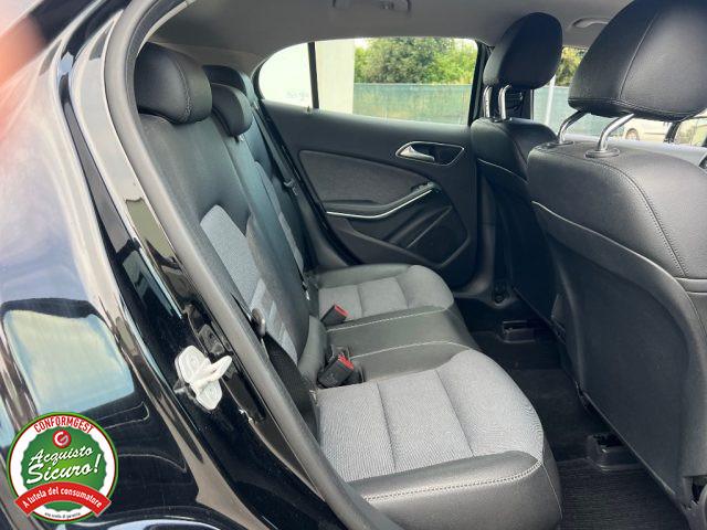 MERCEDES-BENZ GLA 180 d Premium - PER NEOPATENTATO -