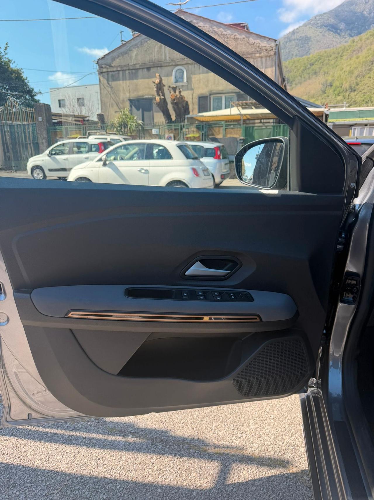 Dacia Sandero Stepway 1.0 TCe 90 CV CVT Extreme