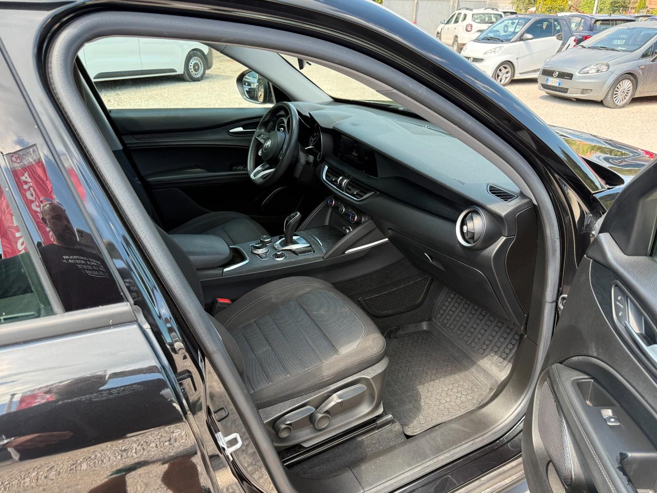 Alfa Romeo Stelvio 2.2 Turbodiesel 190 CV AT8 Q4 Business