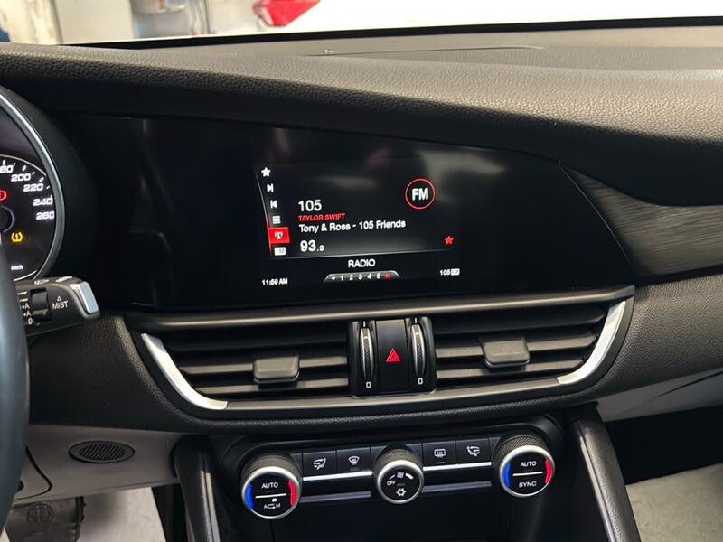 Alfa Romeo Giulia Giulia 2.2 Turbodiesel 150 CV AT8 Business