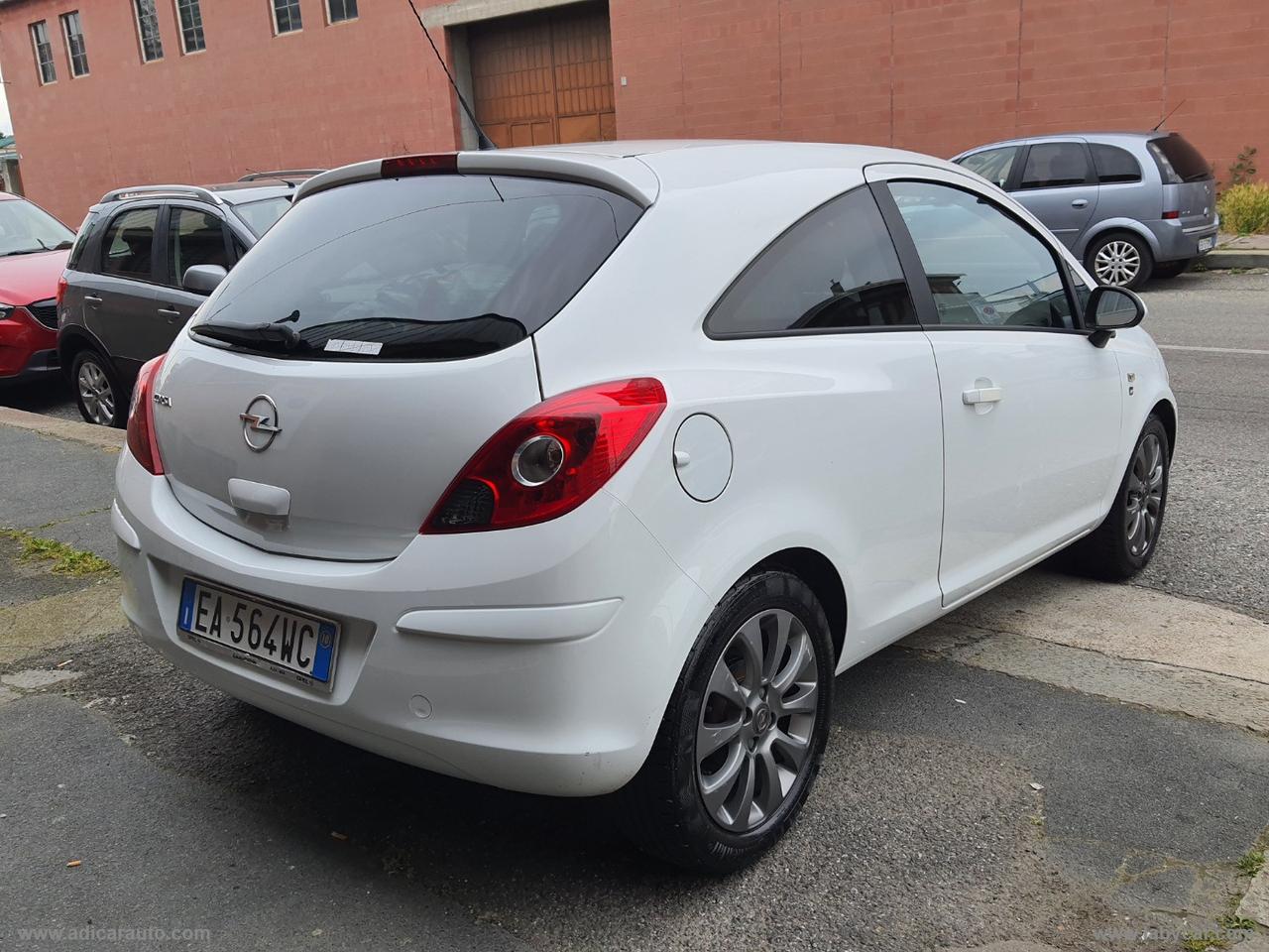 OPEL Corsa 1.2 3p. Sport