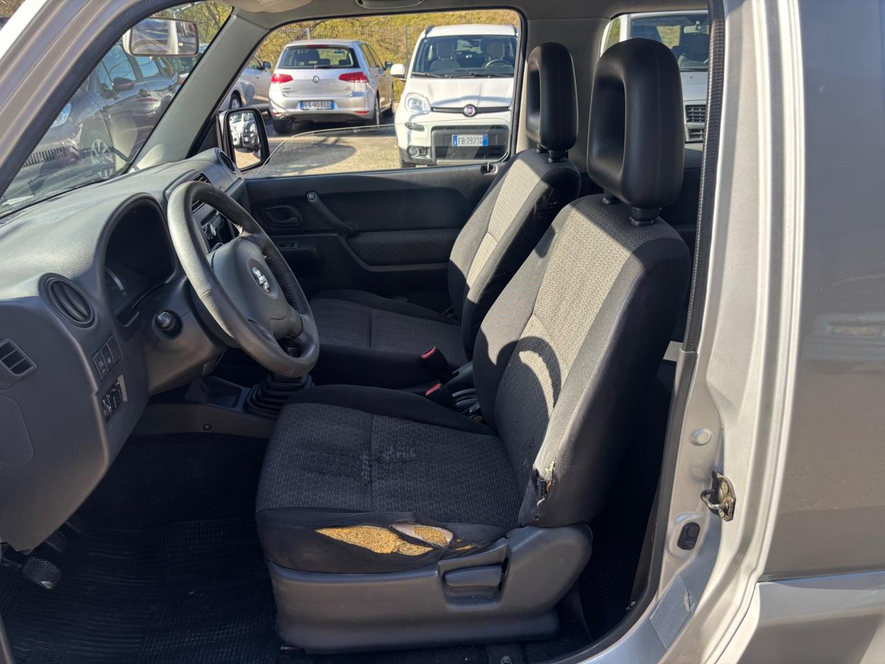 Suzuki Jimny 1.5 DDiS cat 4WD SOLO PER OPERATORI DEL SETTORE.