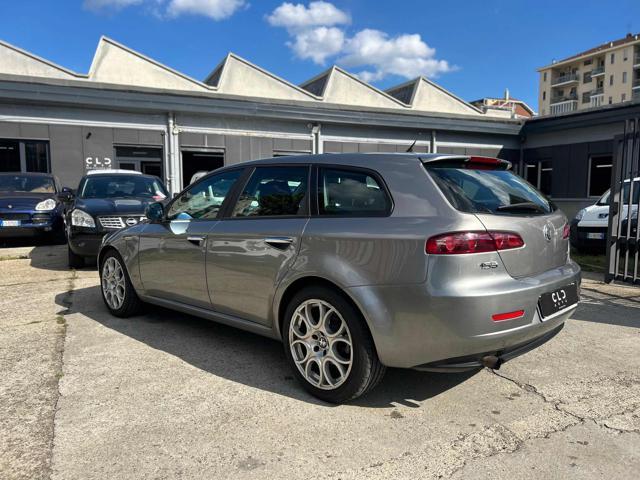 ALFA ROMEO 159 1.9 JTDm 16V Sportwagon Exclusive