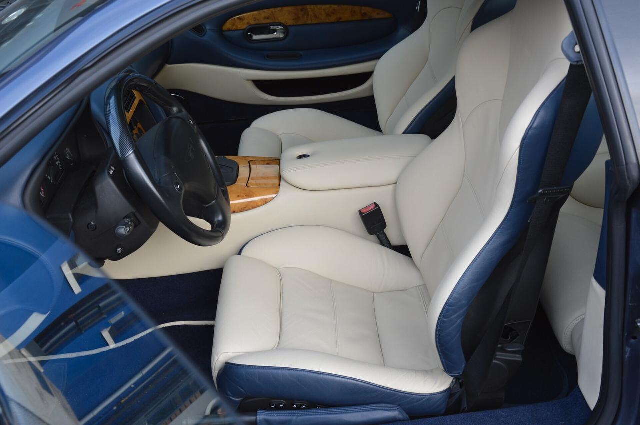DB7 Vantage V12