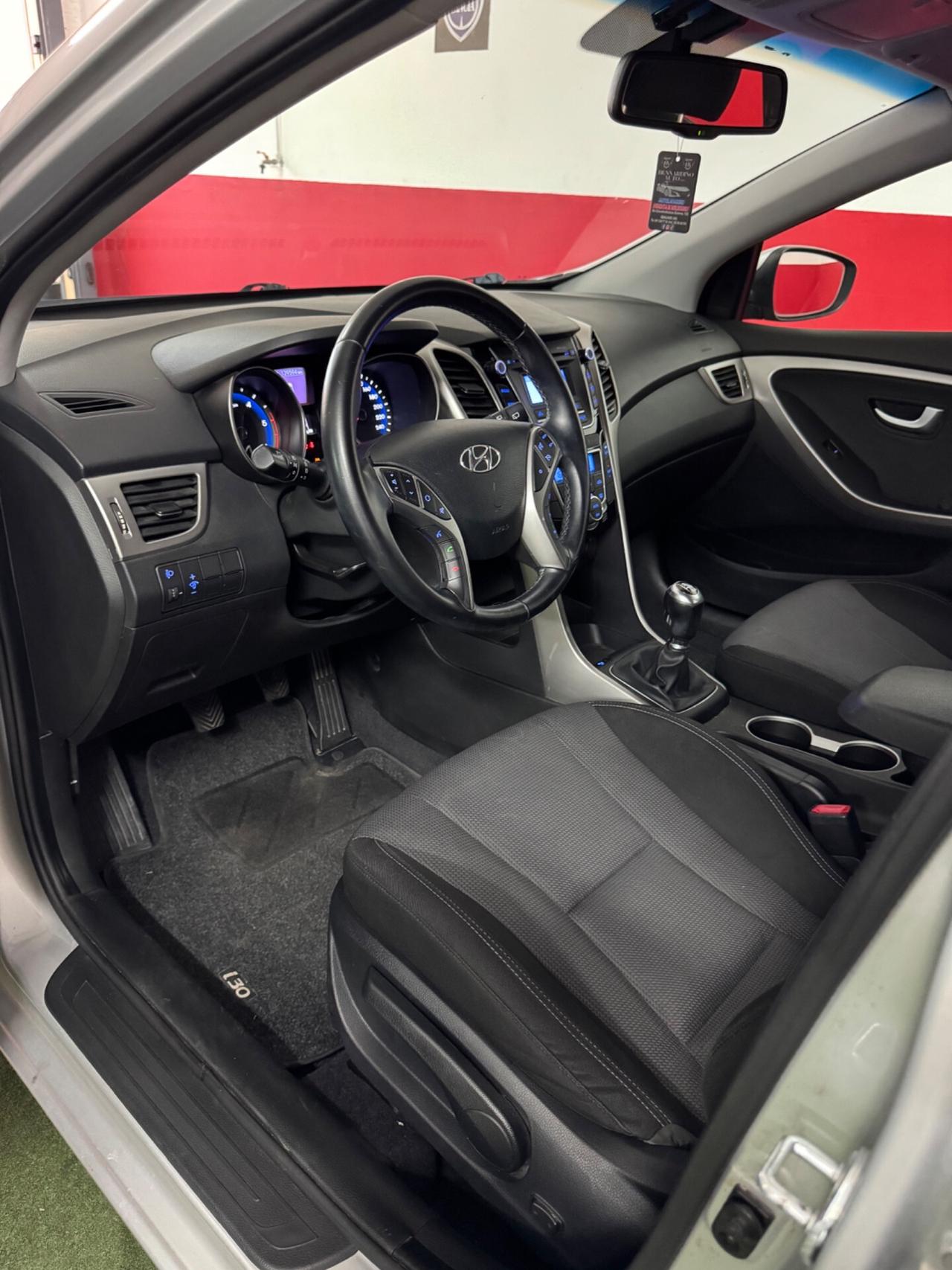 Hyundai i30 1.6 CRDi 5p. FULL LED 130000 Chilometri