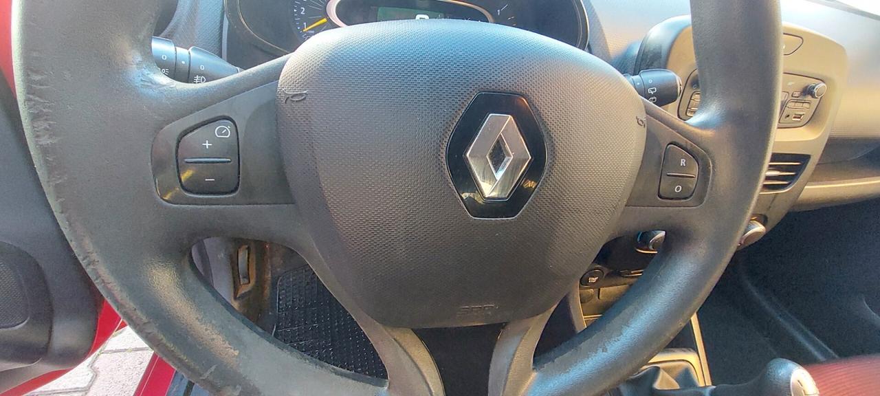 CLIO 1,2 GPL DI SERIE SCADENZA BOMBOLE NEL 2035-X NEOPATENTATI IMPECCABILE FULL