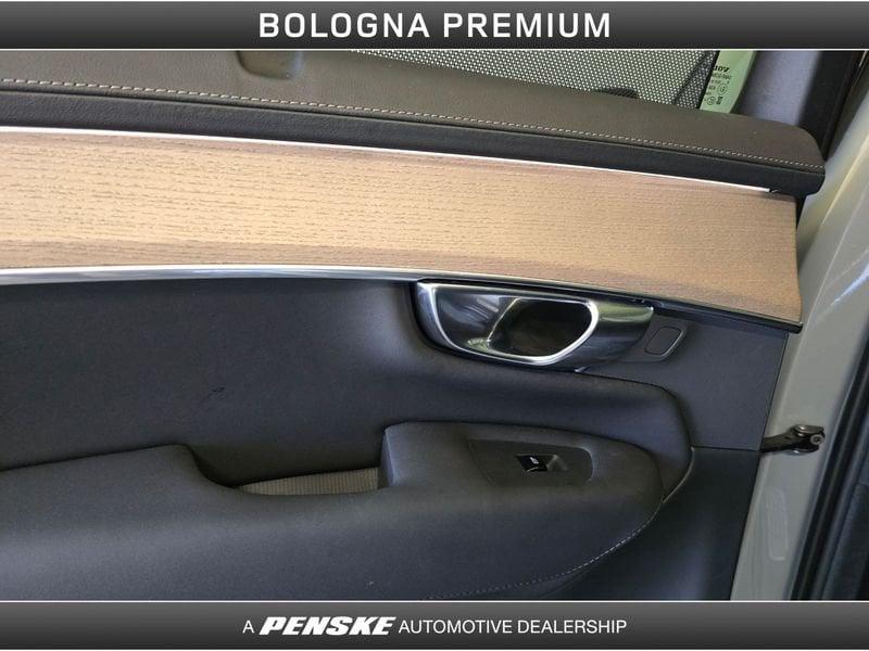 Volvo XC90 XC90 T8 Plug-in Hybrid AWD automatico 7 posti Ultra Dark