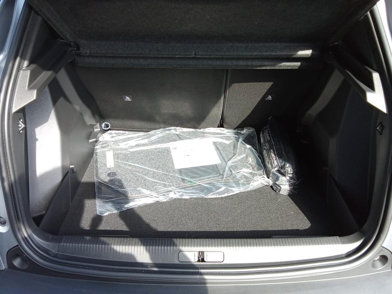 Peugeot 2008 PureTech 100 S&S Allure