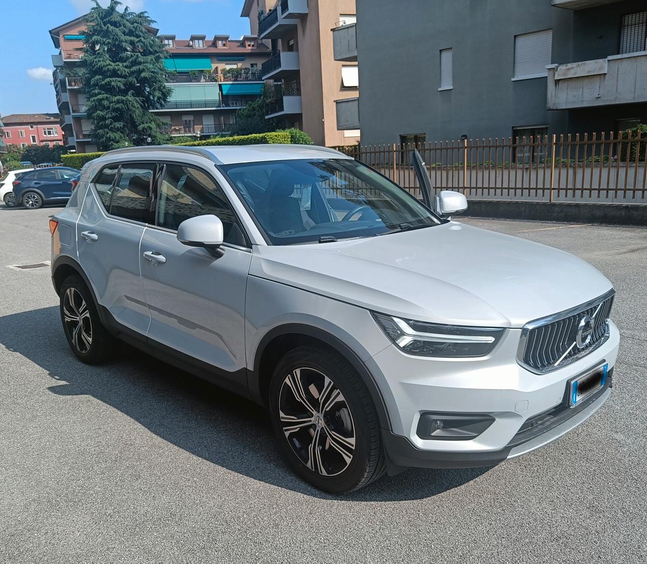 Volvo XC40 T5 Recharge Plug-in Hybrid Inscription Expression