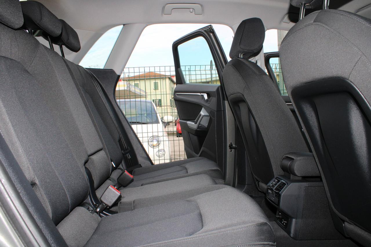 Audi Q3 35 TDI S tronic Business