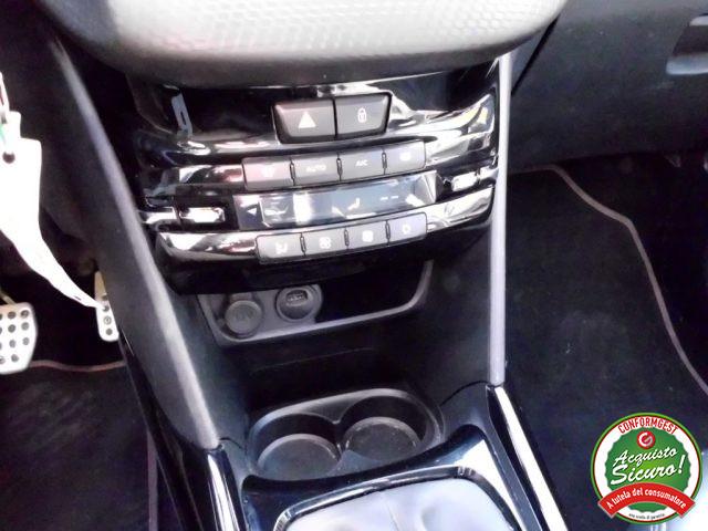 PEUGEOT 2008 BlueHDi 100 S&S GT Line