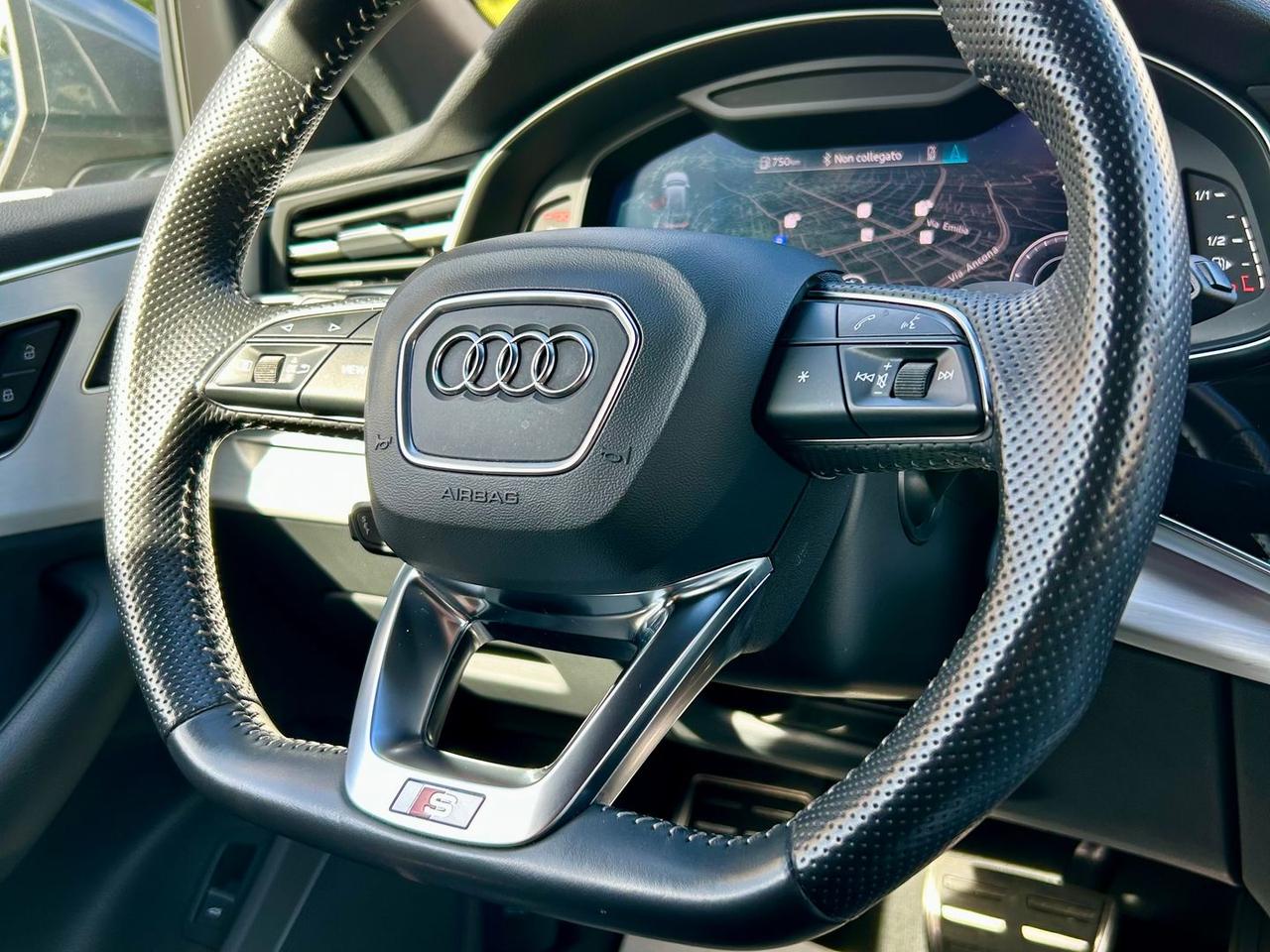 Audi Q8 3.0 50 TDI MHEV Sport S-Line #7529